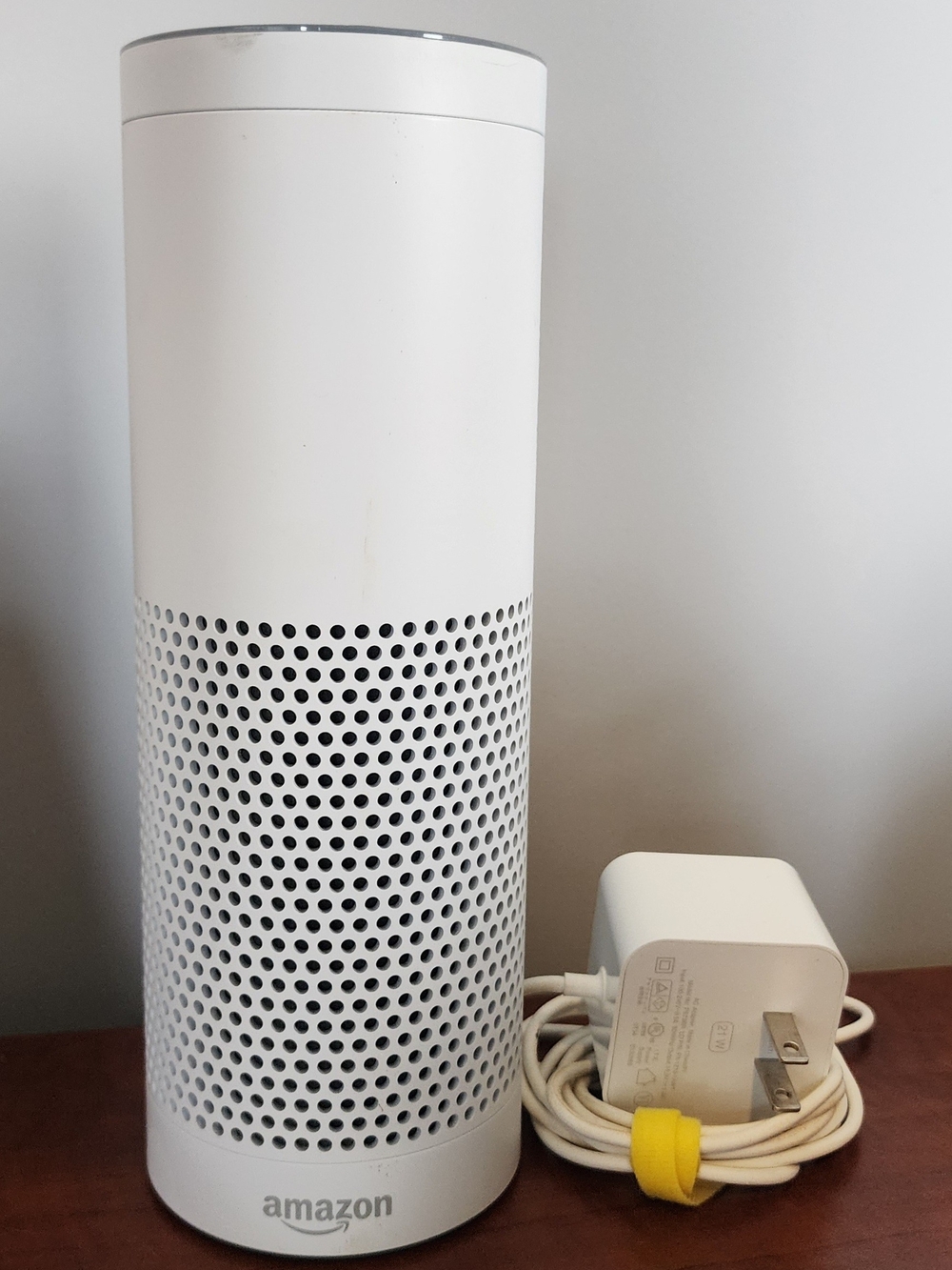 Amazon Echo 1st Generation SK705DI Smart Speaker w/ Alexa White